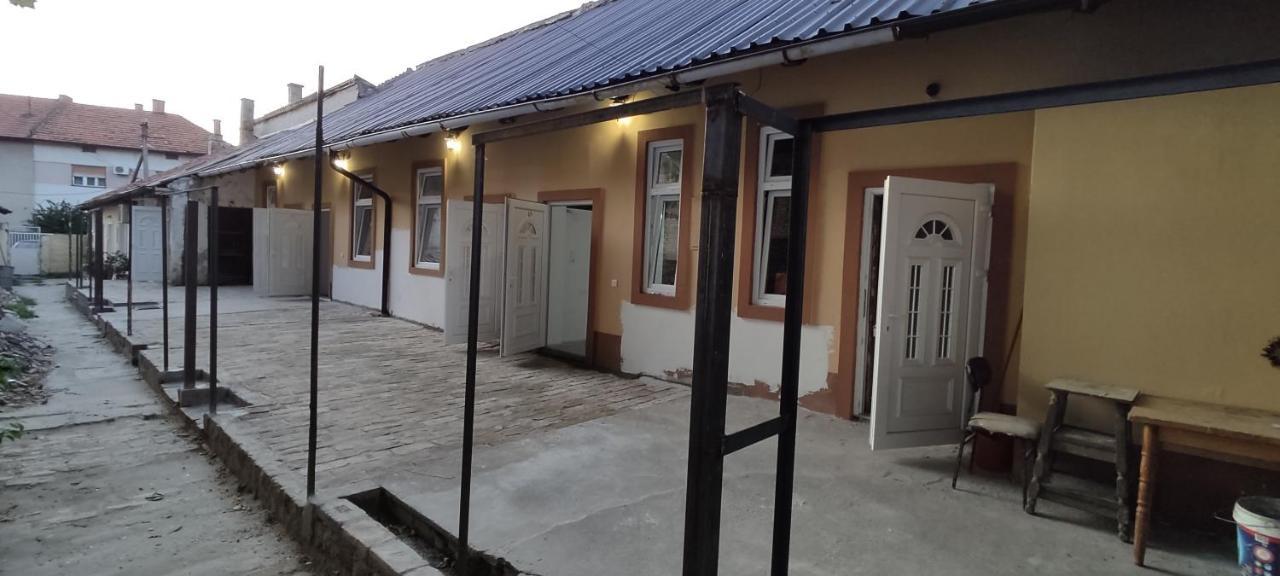 Apartmani Dld Ns Novi Sad Eksteriør bilde